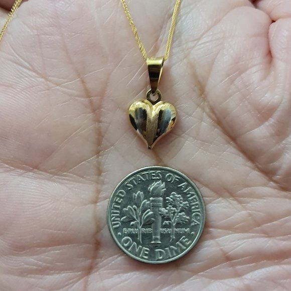 Necklace with cute heart pendant - Picture 4 of 17